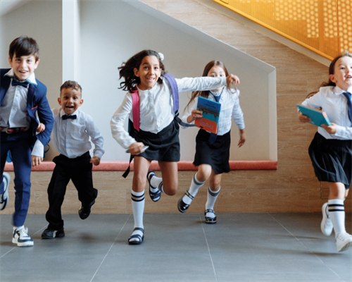 供卵试管联系:女性染色体异常幼稚子宫能治好怀孕吗?