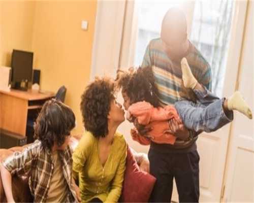 b超可以看出子宫肉瘤吗（子宫畸形的原因）