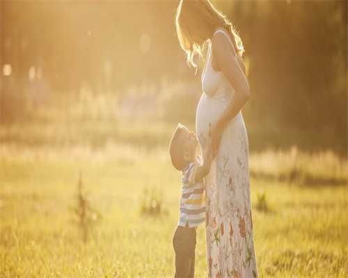 代孕套餐介绍:患有无精症女人无法怀孕，曾患过腮腺炎需谨慎